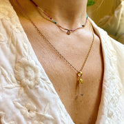This delicate necklace is handmade using a gold vermeil chain and a quartz stone as a center piece.  Wear it stacked with your favourites necklaces or alone as an everyday signature.      Gold vermeil chain and clasp closure     Measures 60 cm in length     Quartz Stone     Handmade necklace     Take care of your jewellery by keeping it dry and avoid spraying fragrances directly on to it. 