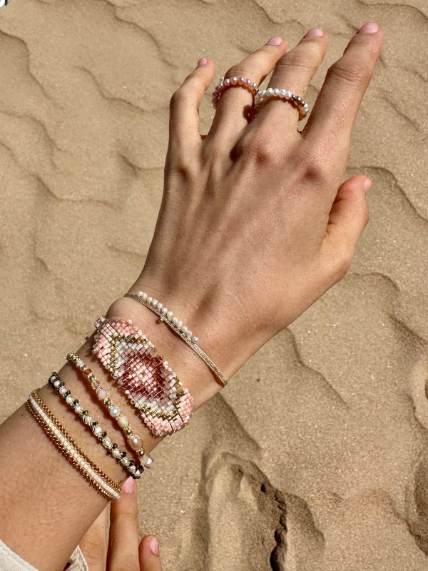 Eva Handmade Bracelet Featuring Freshwater Pearls