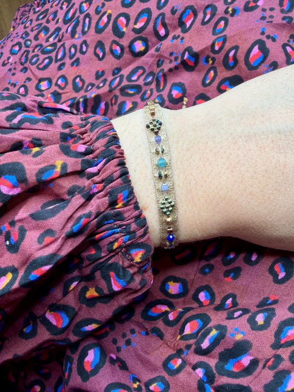 Gems Handmade Bracelet Featuring Intermixed Beads