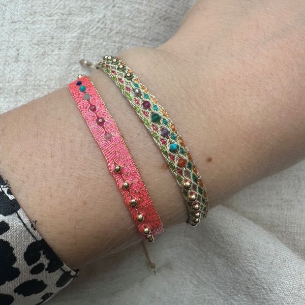 Majestic Handmade Bracelet Featuring Intermixed Semi-Precious Stones and Gold Beads in Pink