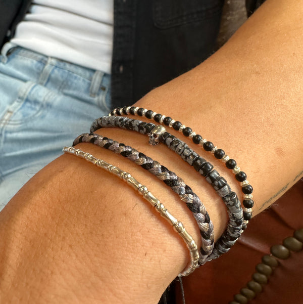 HANDMADE BRACELET WITH BLACK ONYX AND SILVER DETAILS FOR HIM