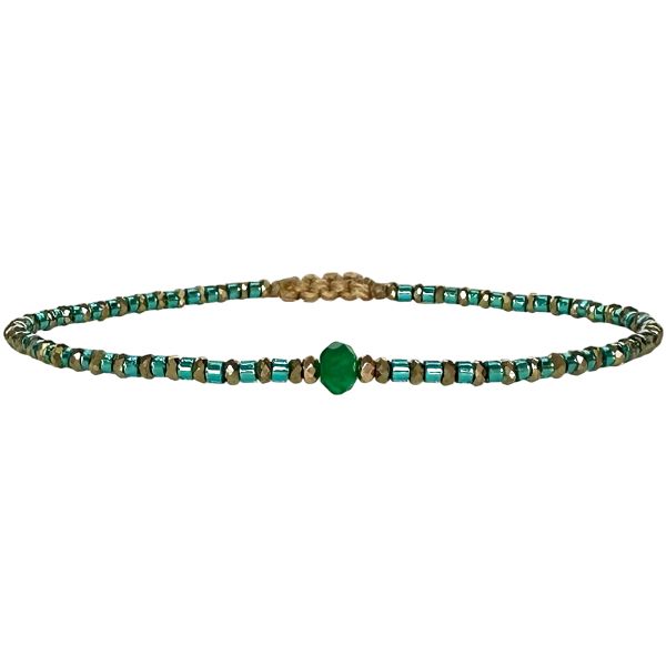 Luxy Handmade Bracelet Featuring a Green Onyx Stone