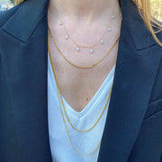 This beautiful curb trace chain necklace is an everyday must have, elegant and chic. Wear alone, stack with other necklaces or add your favorite pendant.  Details:  Handmade necklace  Total necklace circumference 55 cm + extension chain 2cm  Gold vermeil on 925 sterling silver  Handcrafted in Colombia  Take care of your jewellery by keeping it dry and avoid spraying fragrances directly on to it. 